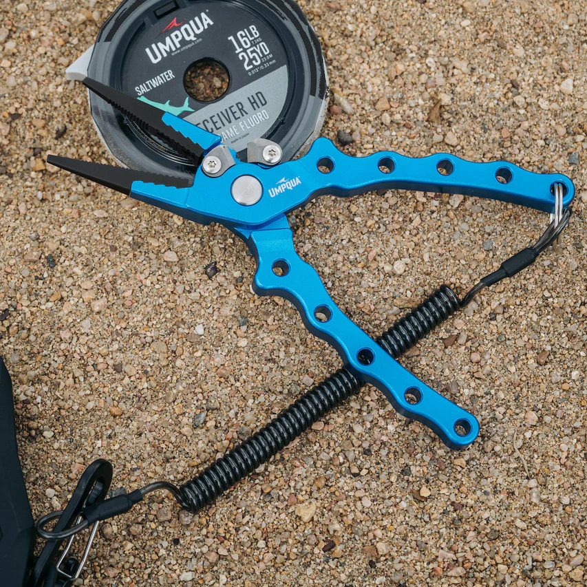 Umpqua RiverRun Big Game Plier with Sheath - Image 3