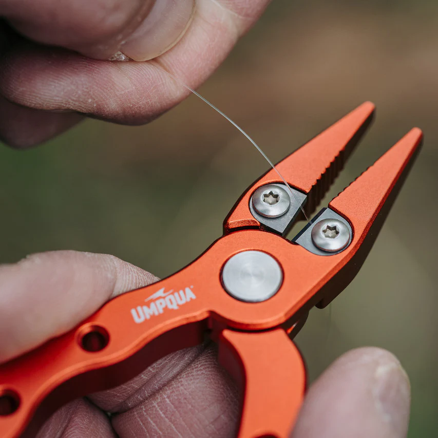 Umpqua RiverRun Trout Plier with Sheath - Image 3