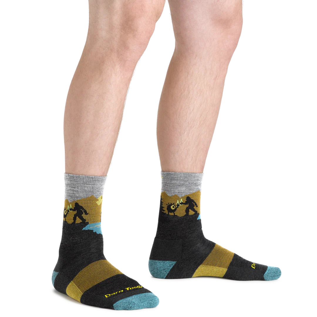 Darn Tough Men's Close Encounters Micro Crew Midweight with Cushion - Image 6