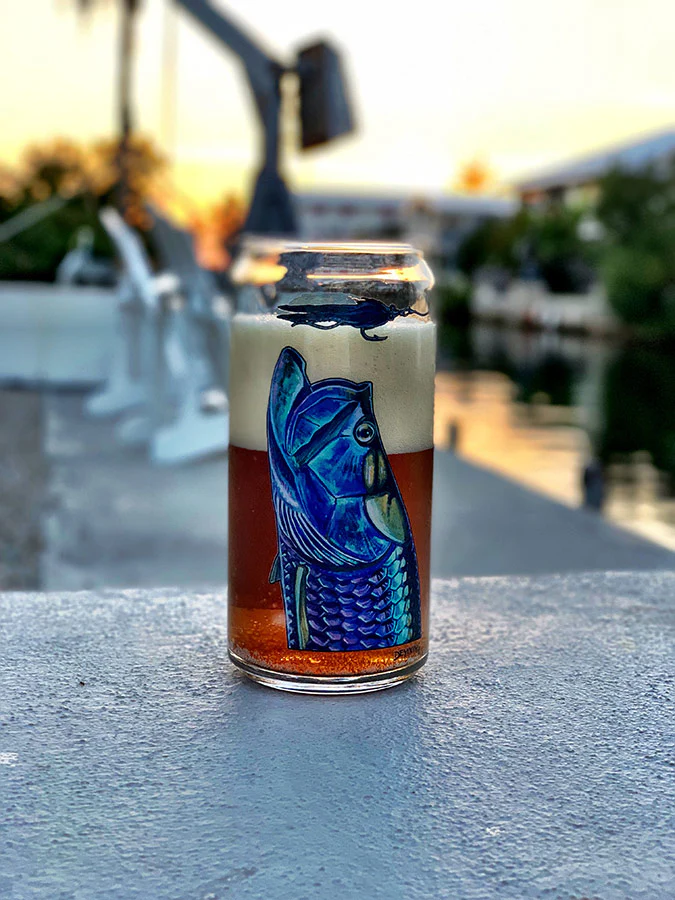 DeYoung Beer Can Pilsner Glass - Image 4