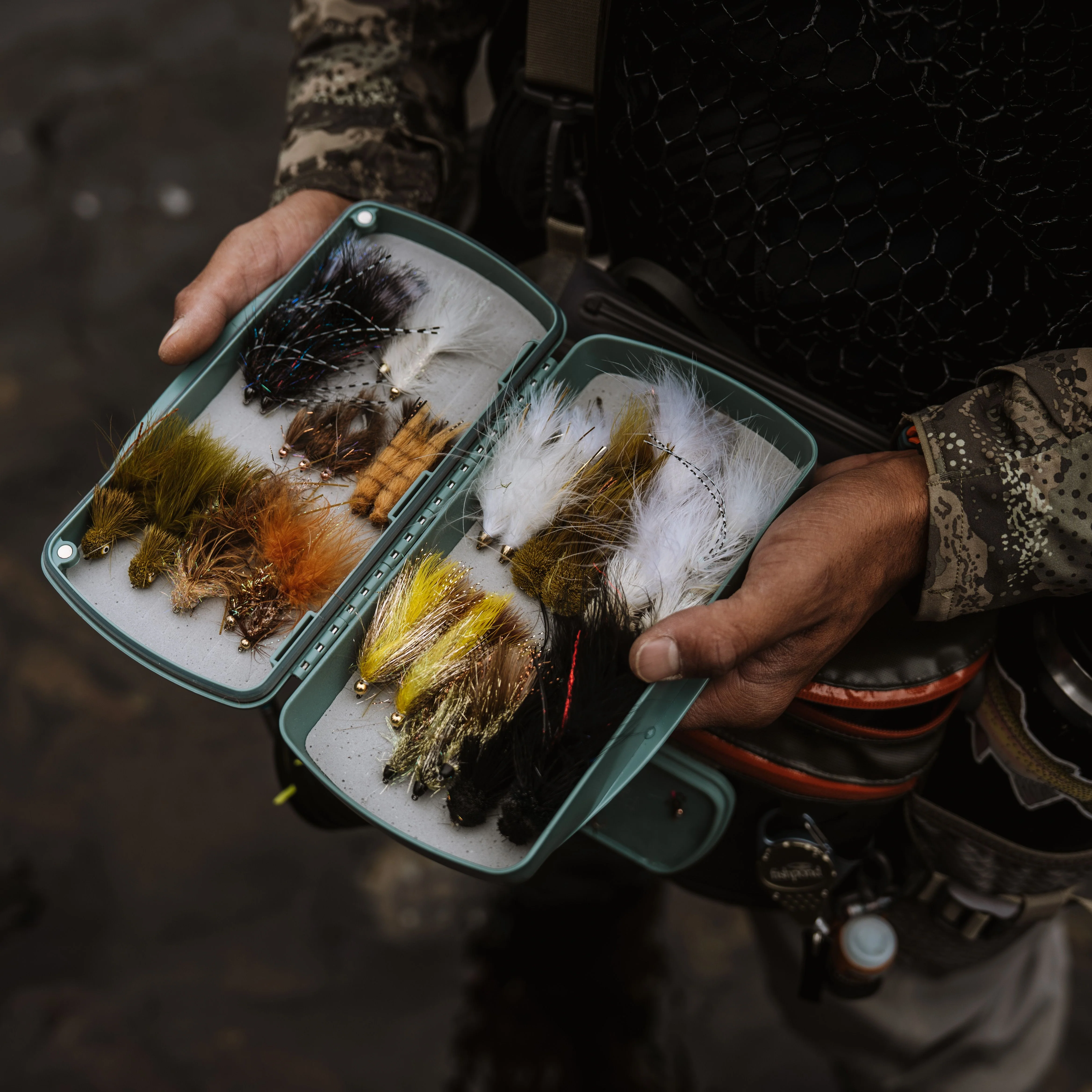 Fishpond Tacky Pescador Medium Clear Fly Box with Dynamic Foam - Image 11