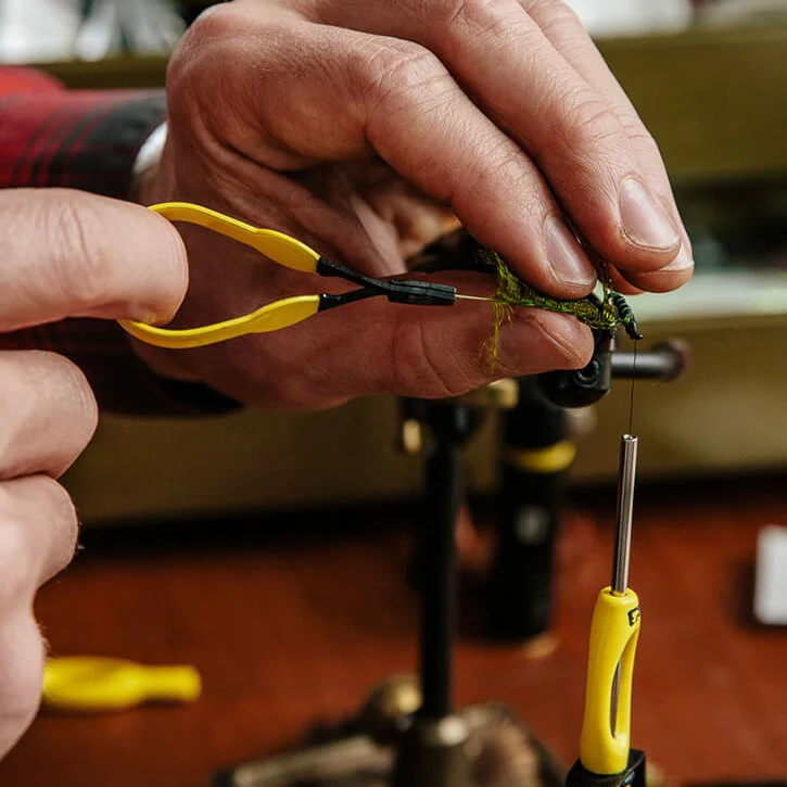 LOON ERGO HACKLE PLIER - Image 8